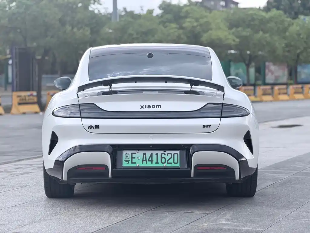 Xiaomi SU7 — миниатюра 5