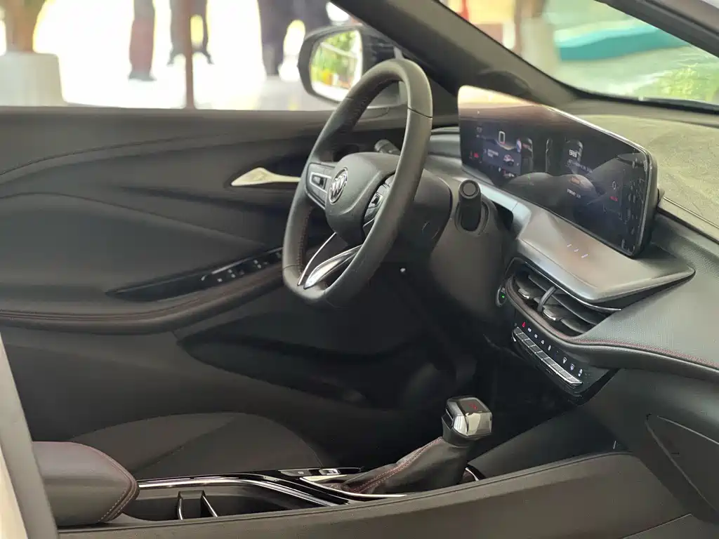 Buick Verano — миниатюра 6