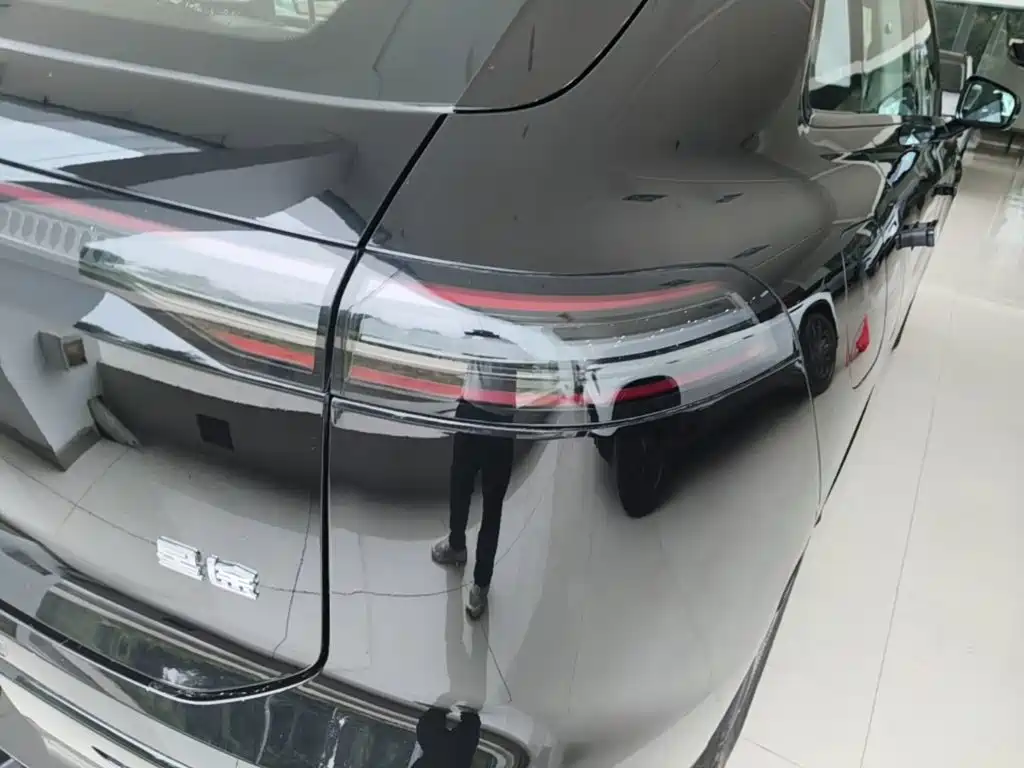Exeed Xingjiyuan ET — миниатюра 8