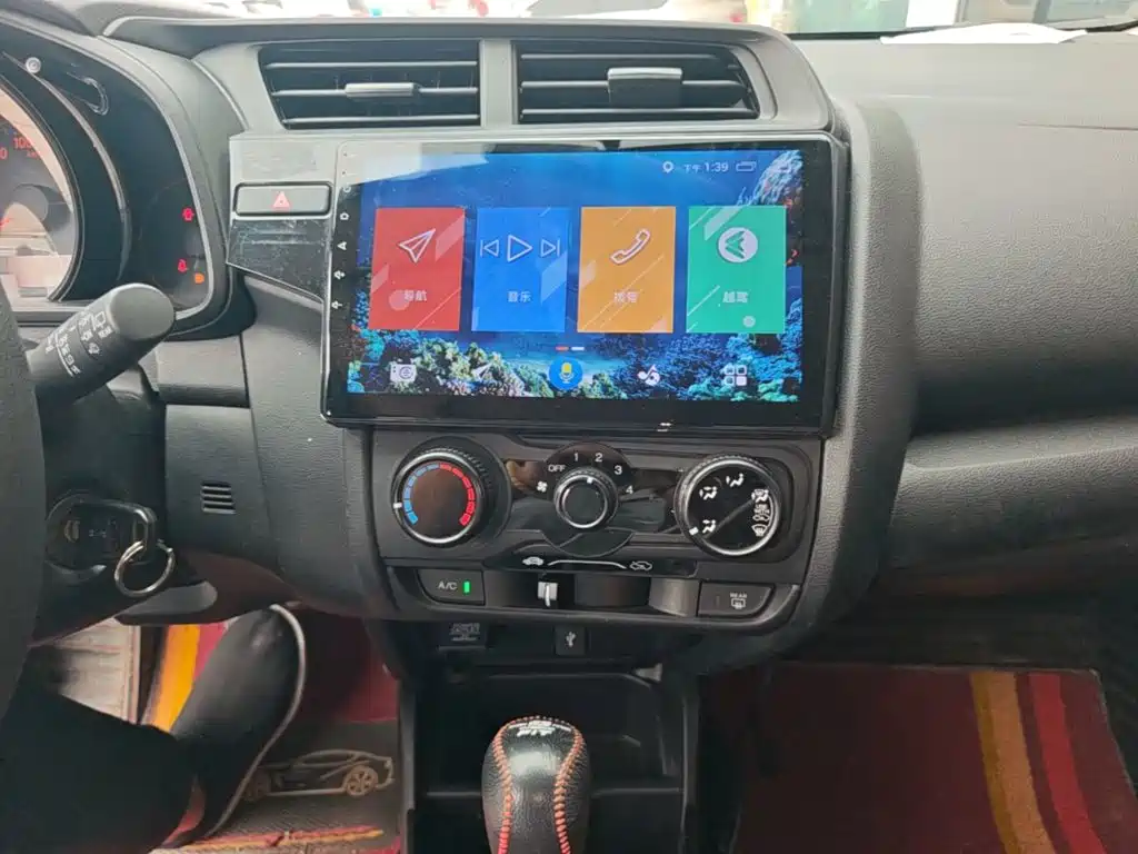 Honda Fit — миниатюра 13