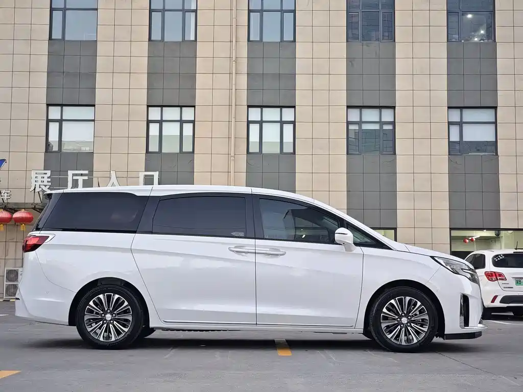 Buick GL8 2023 ES Luxury