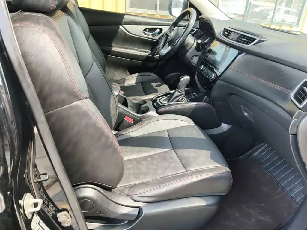 Nissan Qashqai — миниатюра 25