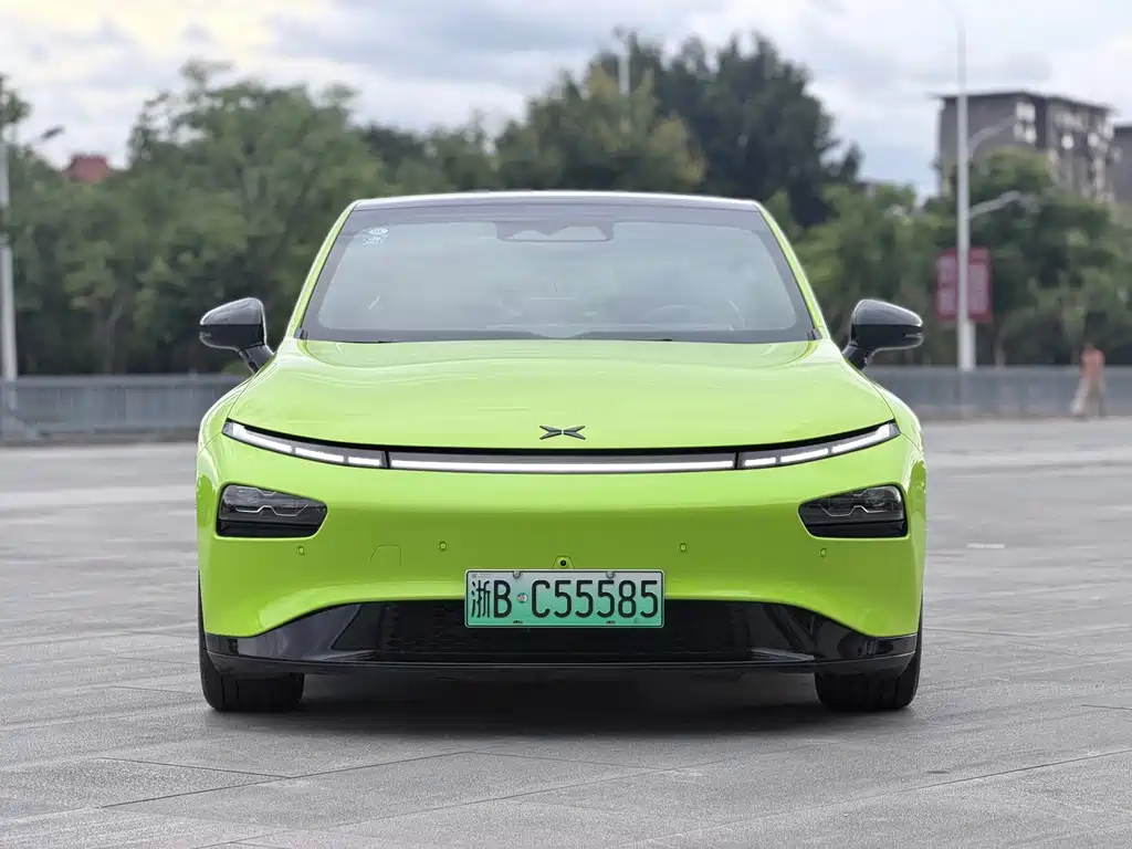 XPeng P7 — миниатюра 3