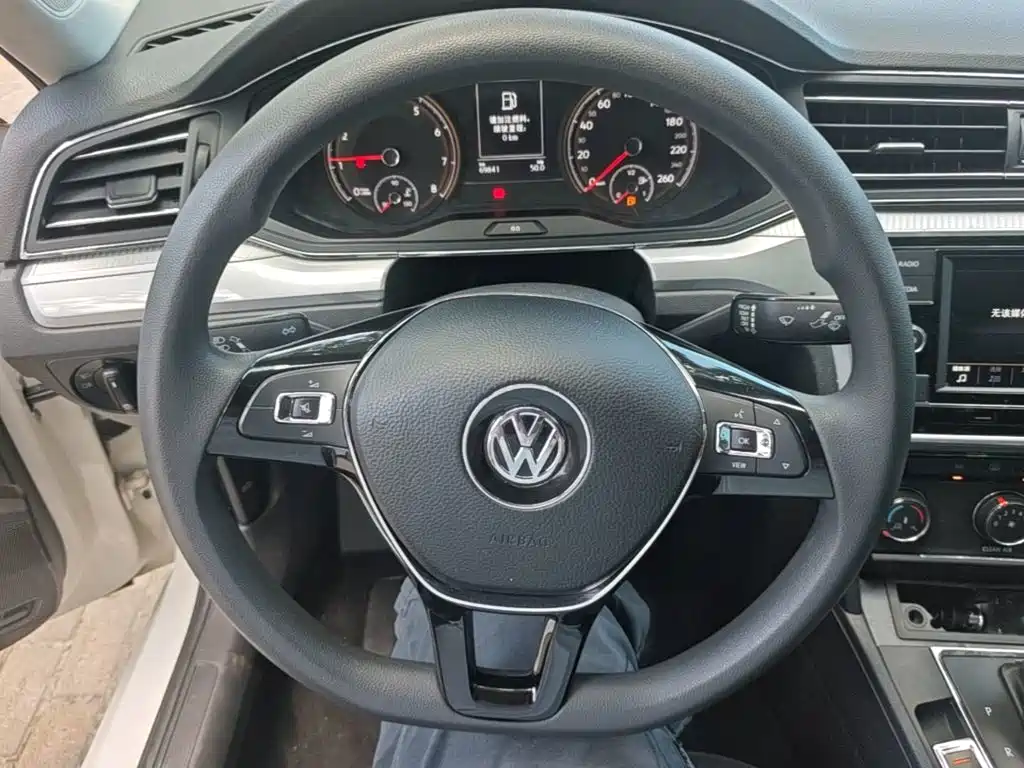 Volkswagen Lamando — миниатюра 11