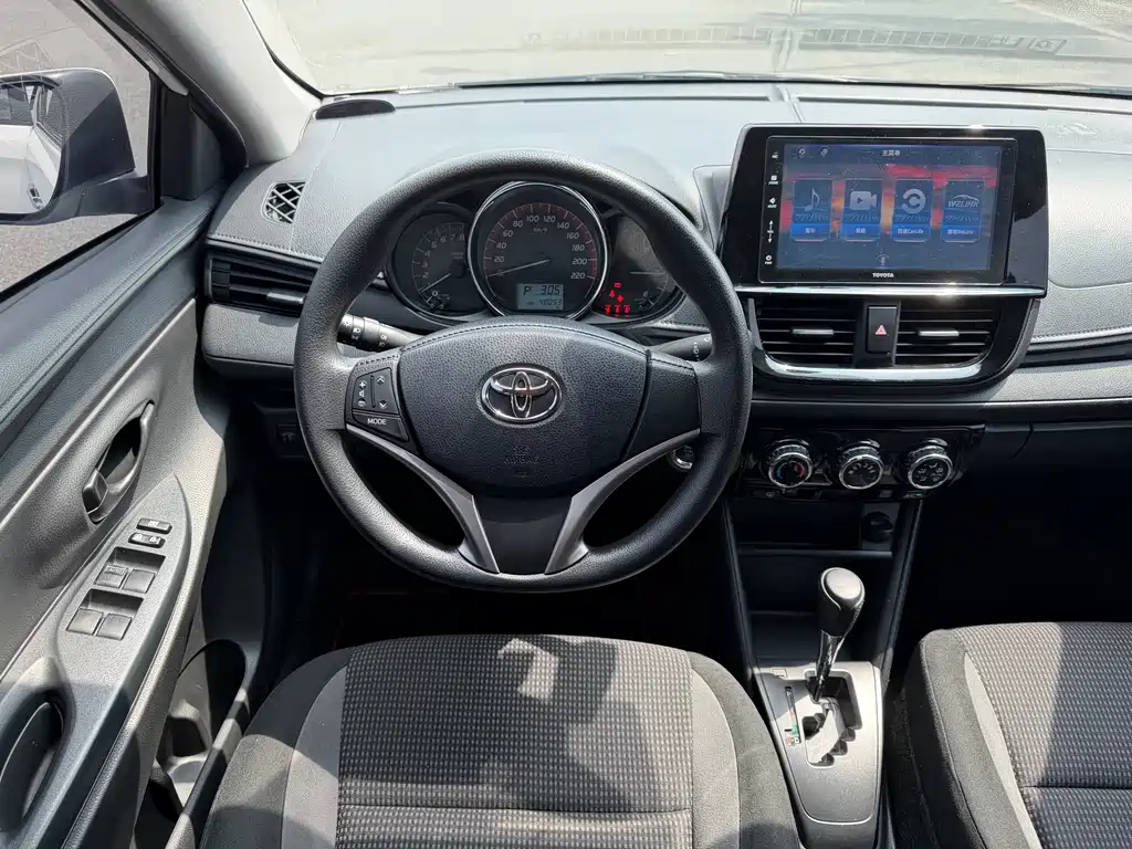 TOYOTA VIOS