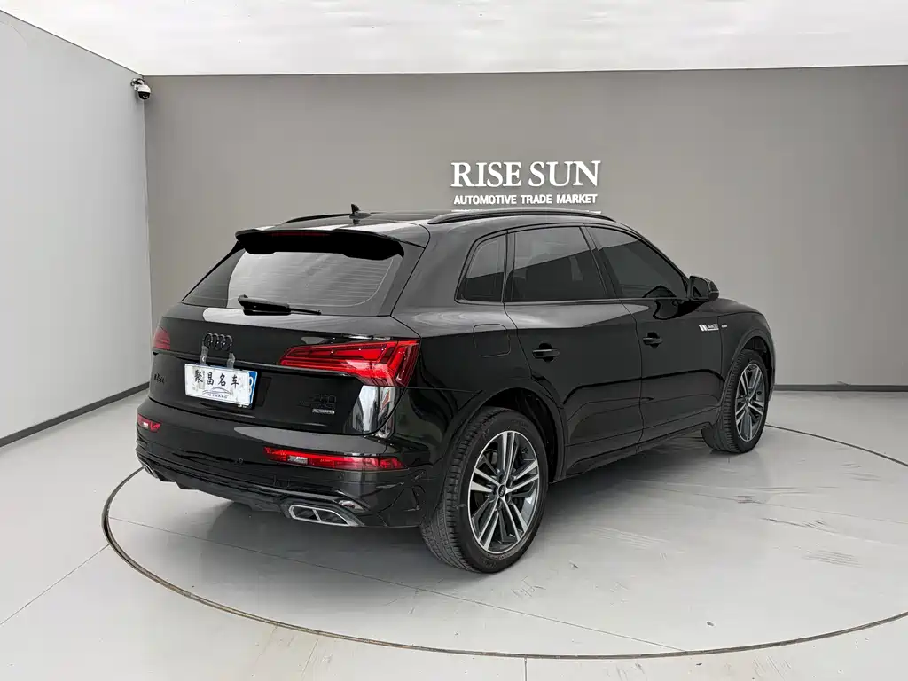 Audi Q5L — миниатюра 13