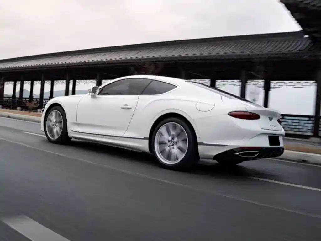 Bentley Continental PHEV — миниатюра 5