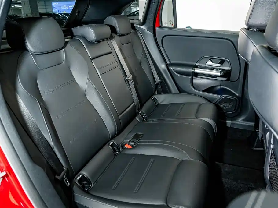 Mercedes-Benz GLA — миниатюра 22