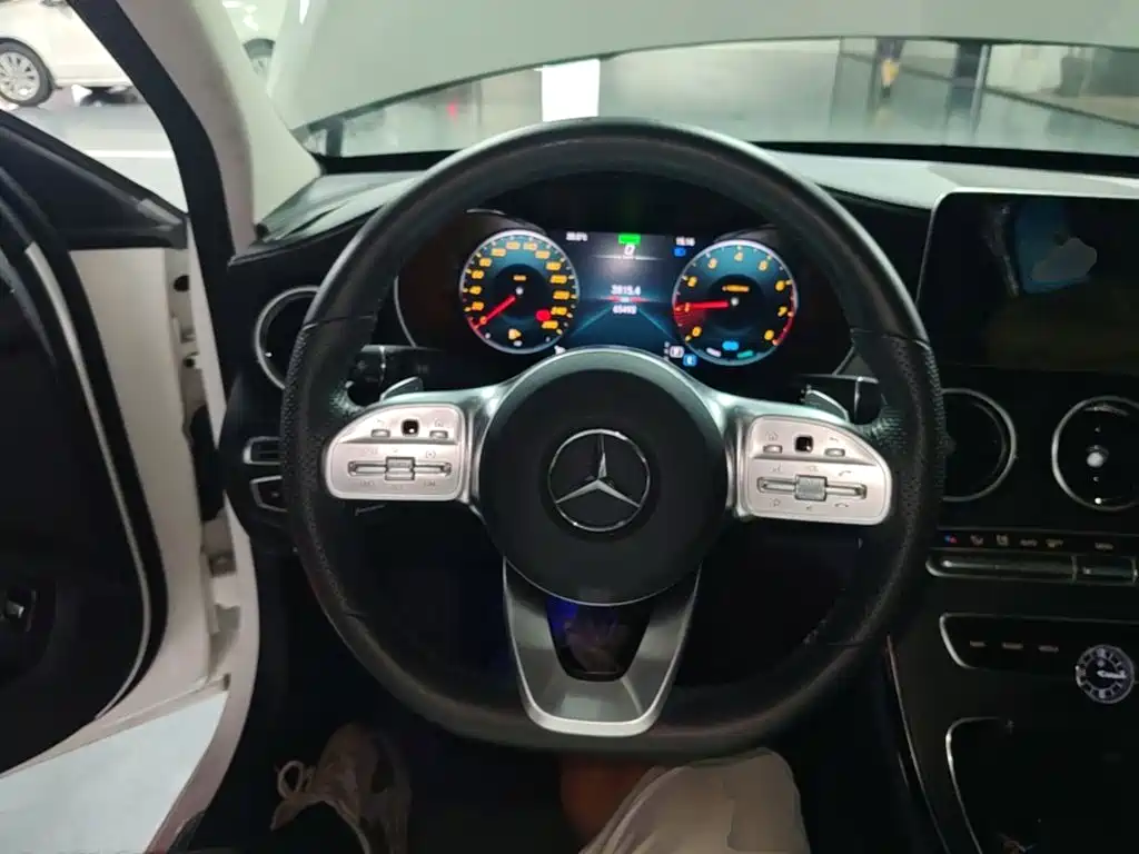 Mercedes-Benz C-Class — миниатюра 11