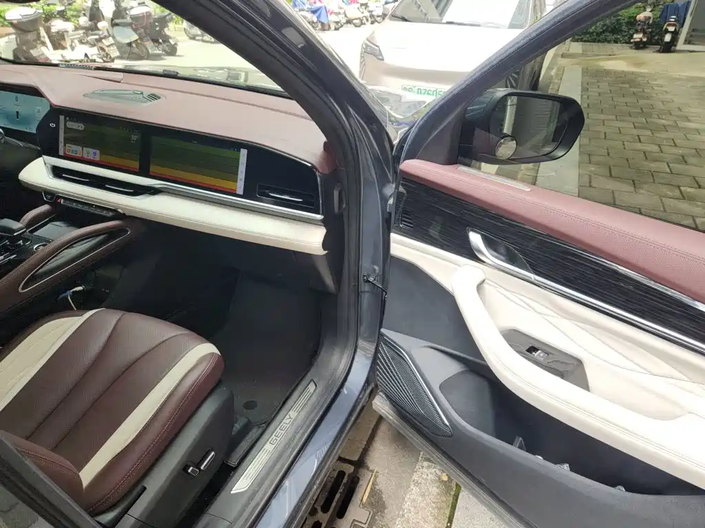 Geely Xingyue L — миниатюра 18