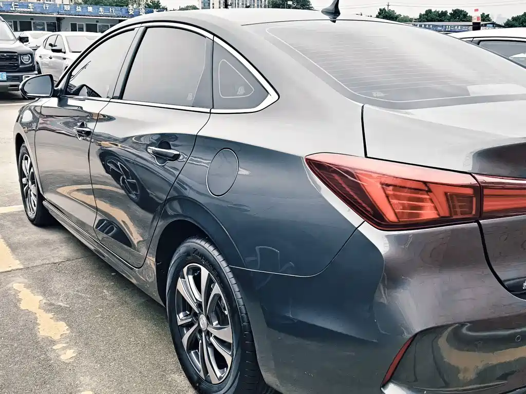 Changan Eado — миниатюра 17