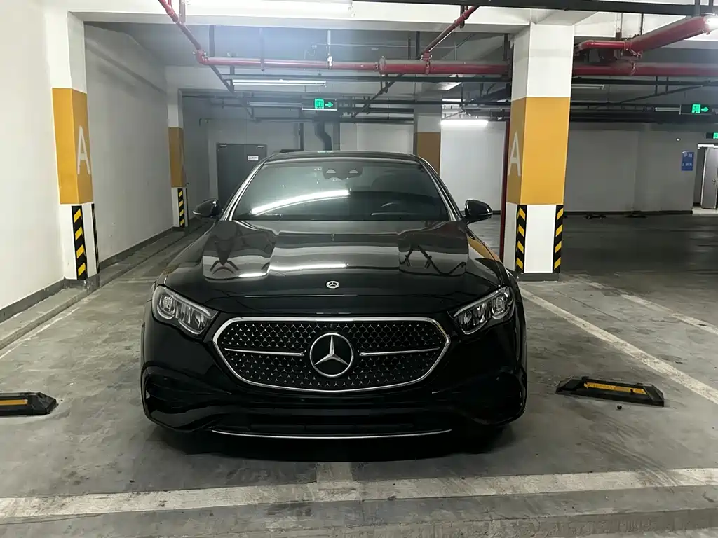 Mercedes-Benz E-Class — миниатюра 2