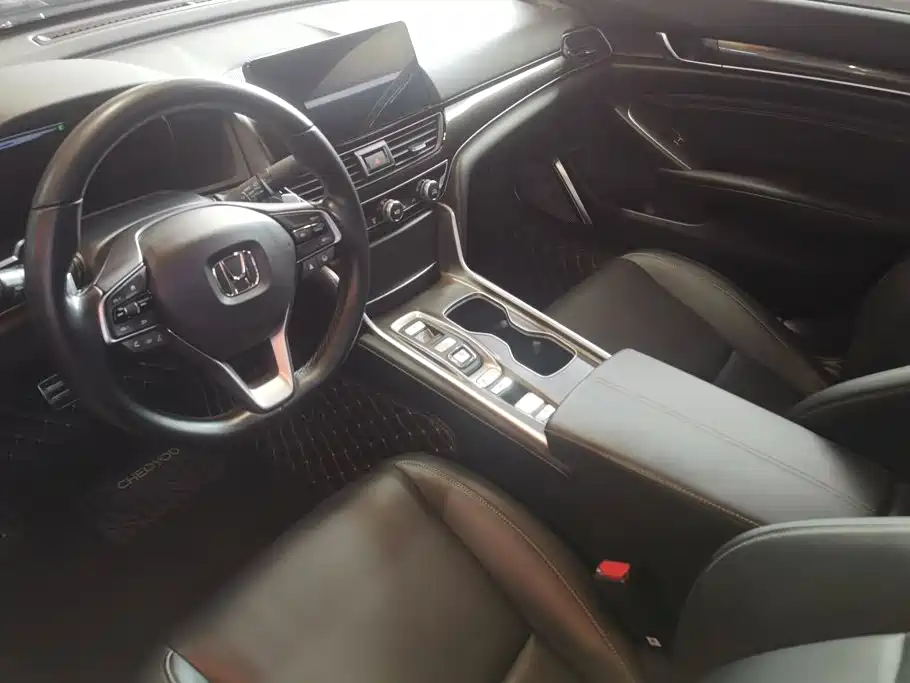 Honda Accord — миниатюра 12