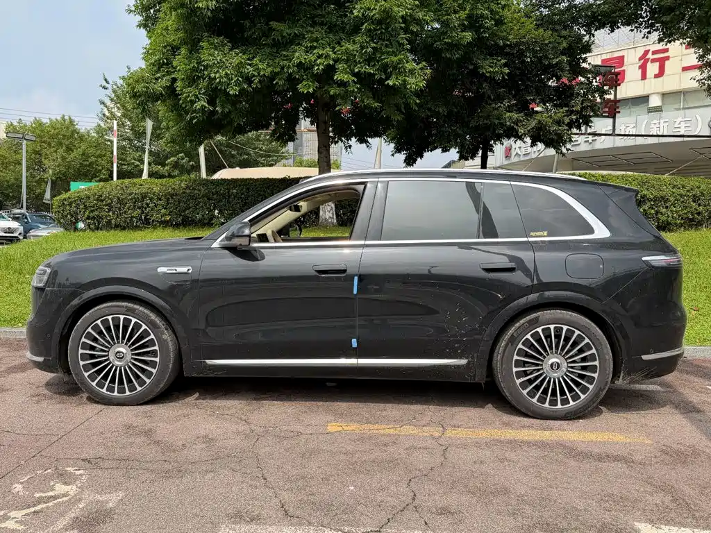 AITO AITO M7 — миниатюра 3
