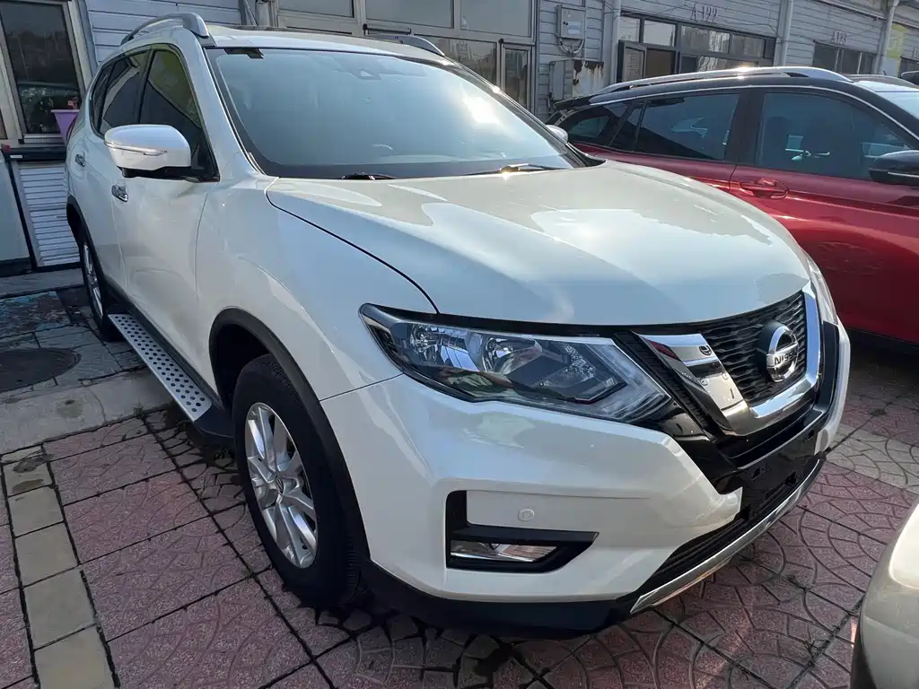 Nissan X-Trail — миниатюра 3