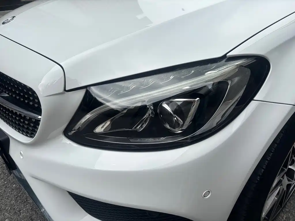 Mercedes-Benz C-Class — миниатюра 4