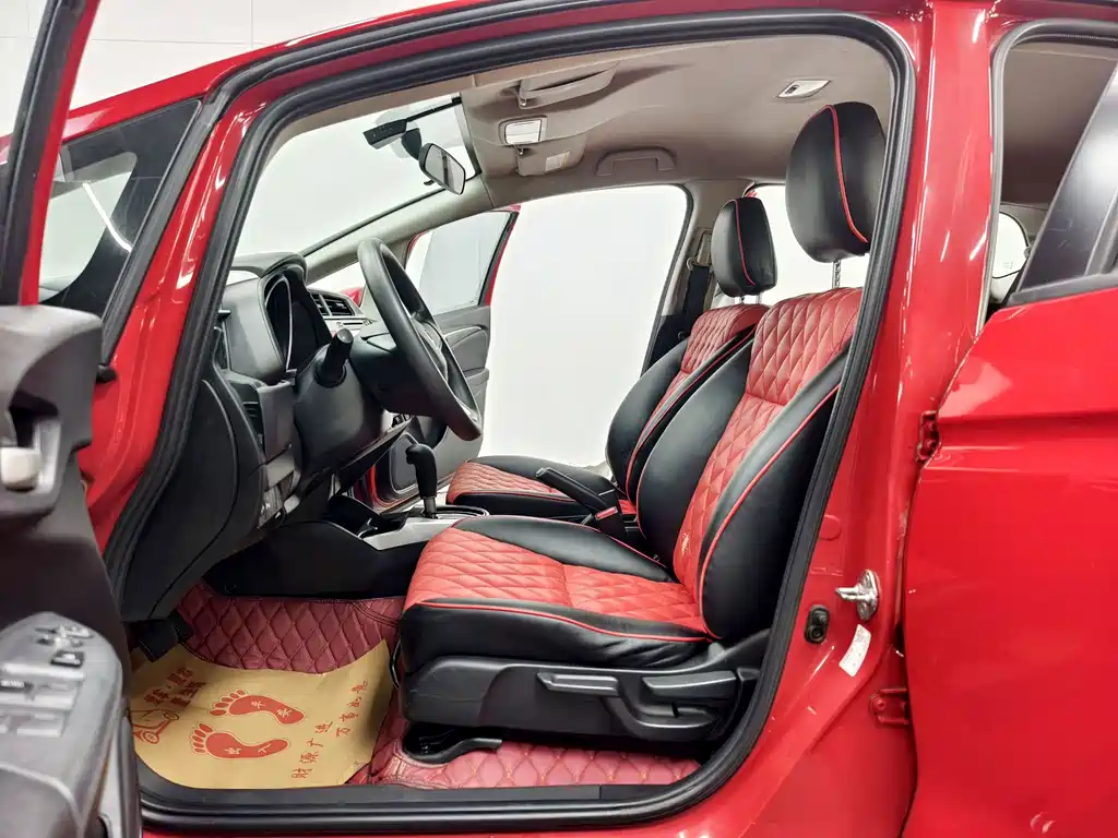 Honda Fit — миниатюра 10