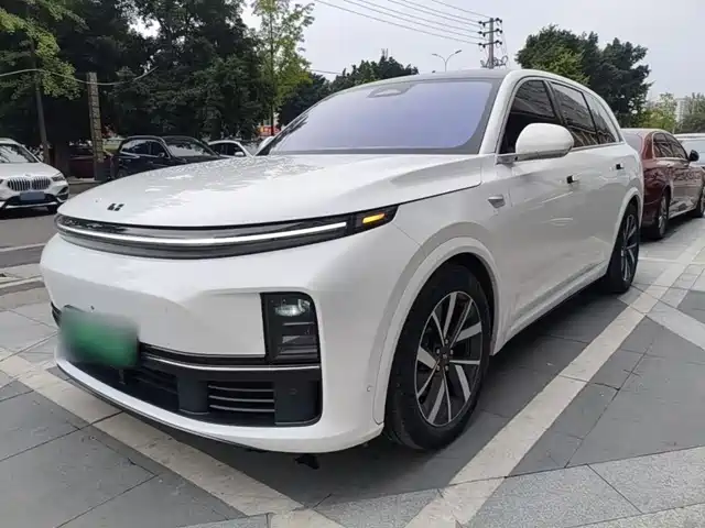 Li Auto L7
