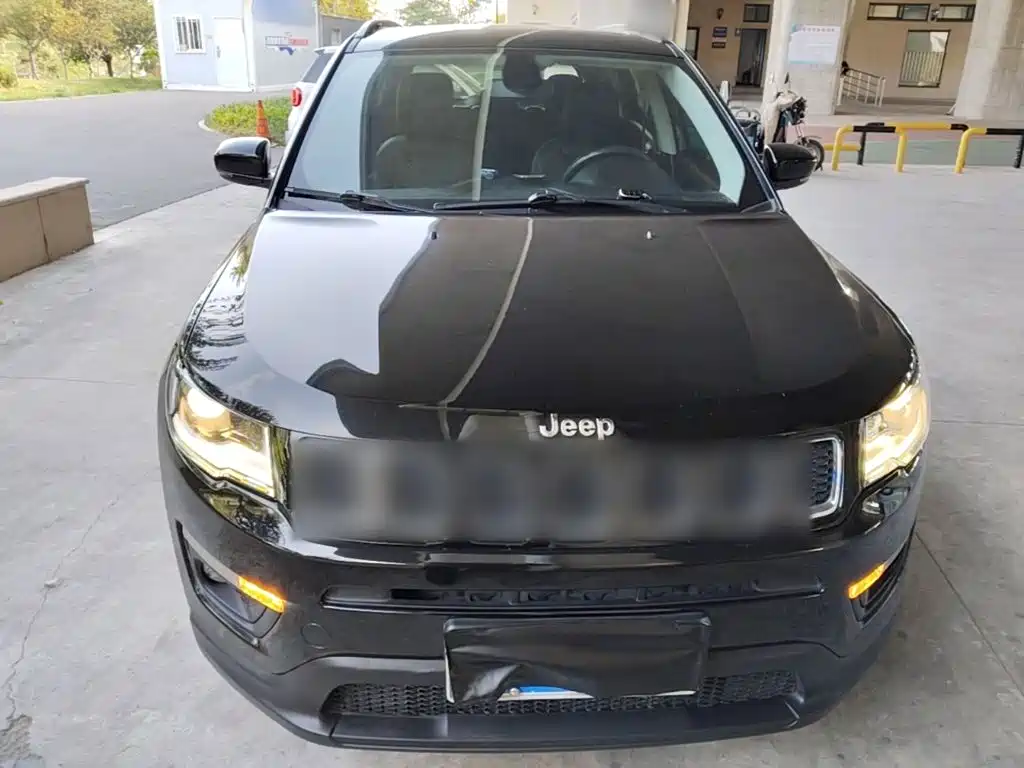 Jeep Compass — миниатюра 3