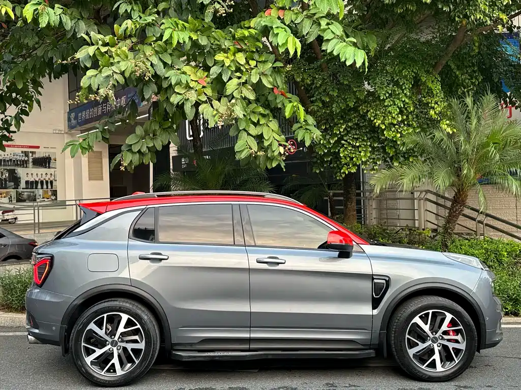 Lynk & Co 01 EM-P — миниатюра 7