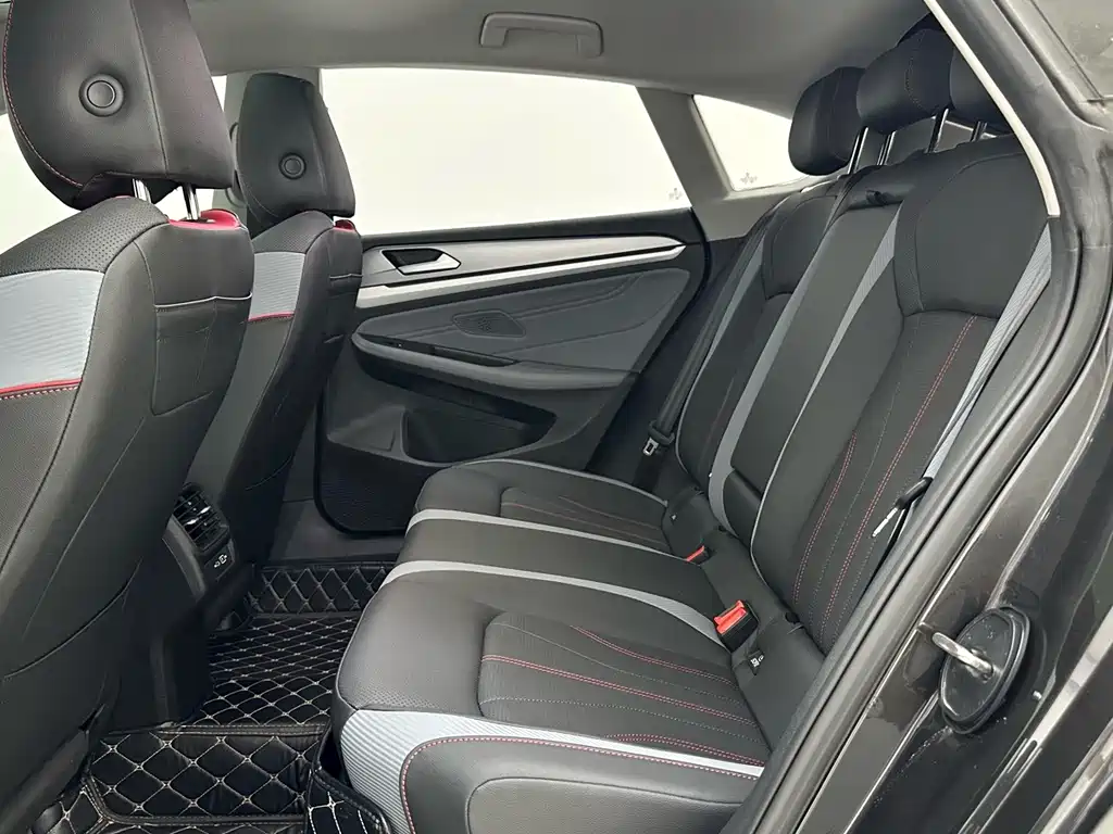 Volkswagen Lamando — миниатюра 8