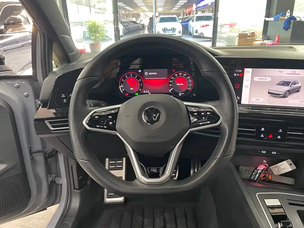 Volkswagen Golf 2023 280TSI DSG R-Line Lite
