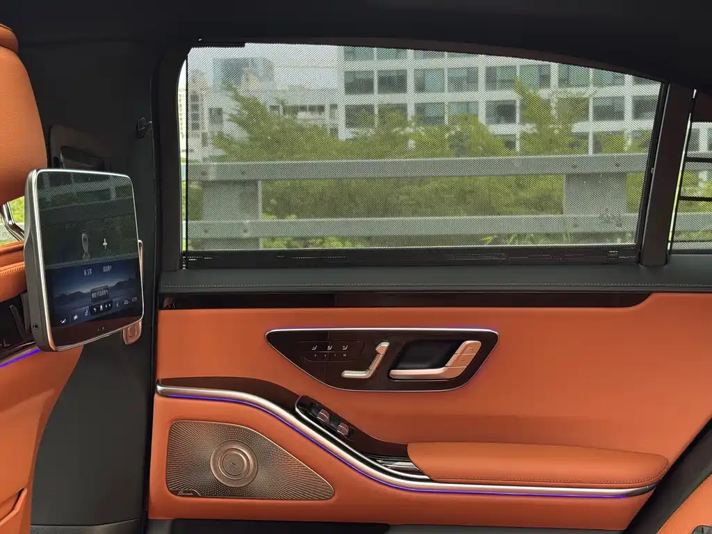 Mercedes-Benz S-Class — миниатюра 19