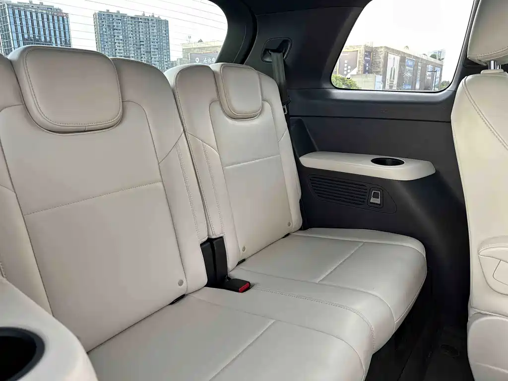 Li Auto Li ONE — миниатюра 16