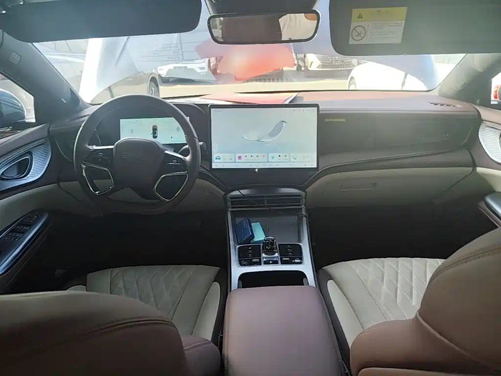 BYD Seal 2023 DM-i 1.5T 121km Flagship