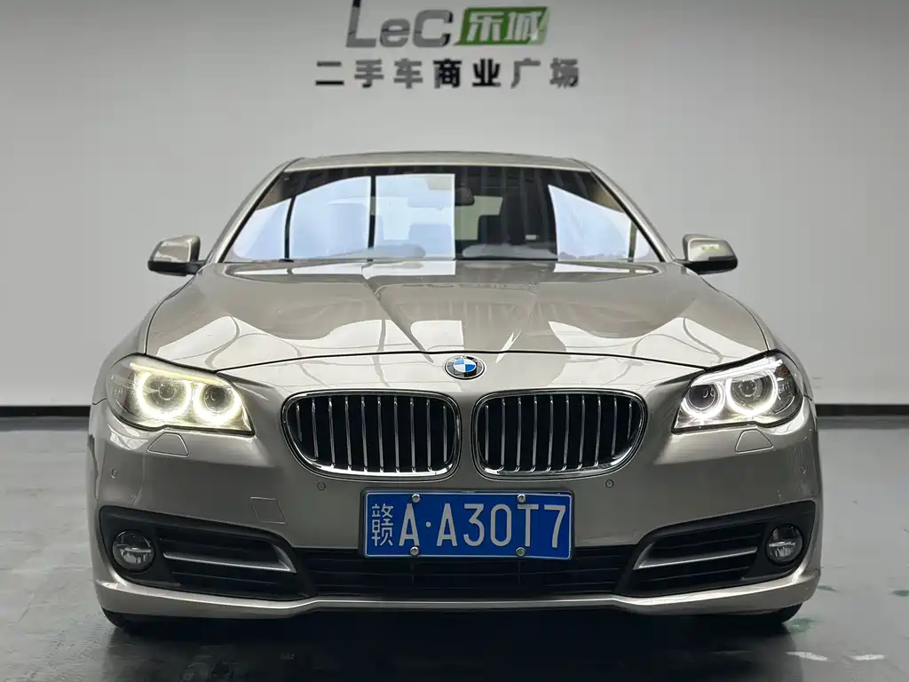 BMW 5 Series — миниатюра 2