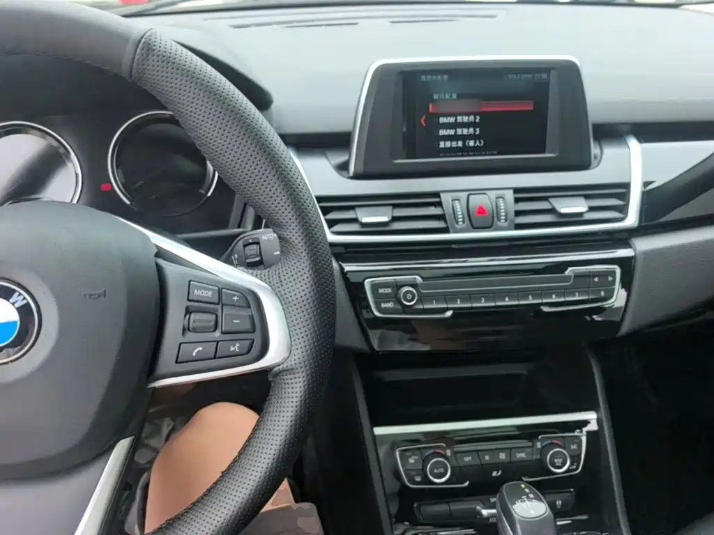 BMW 2 серии 2 2018 218i Lead