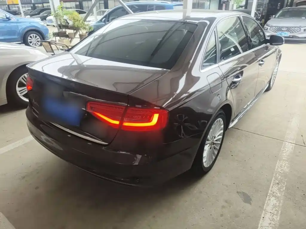 Audi A4L — миниатюра 7