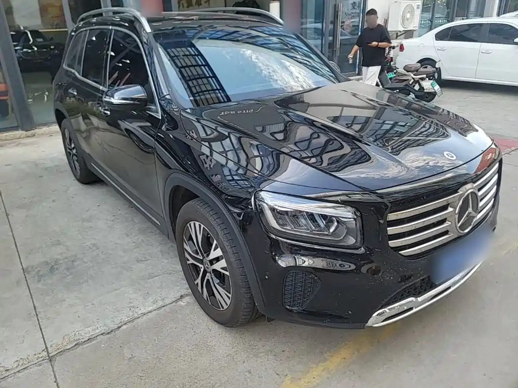 Mercedes-Benz GLB — миниатюра 4