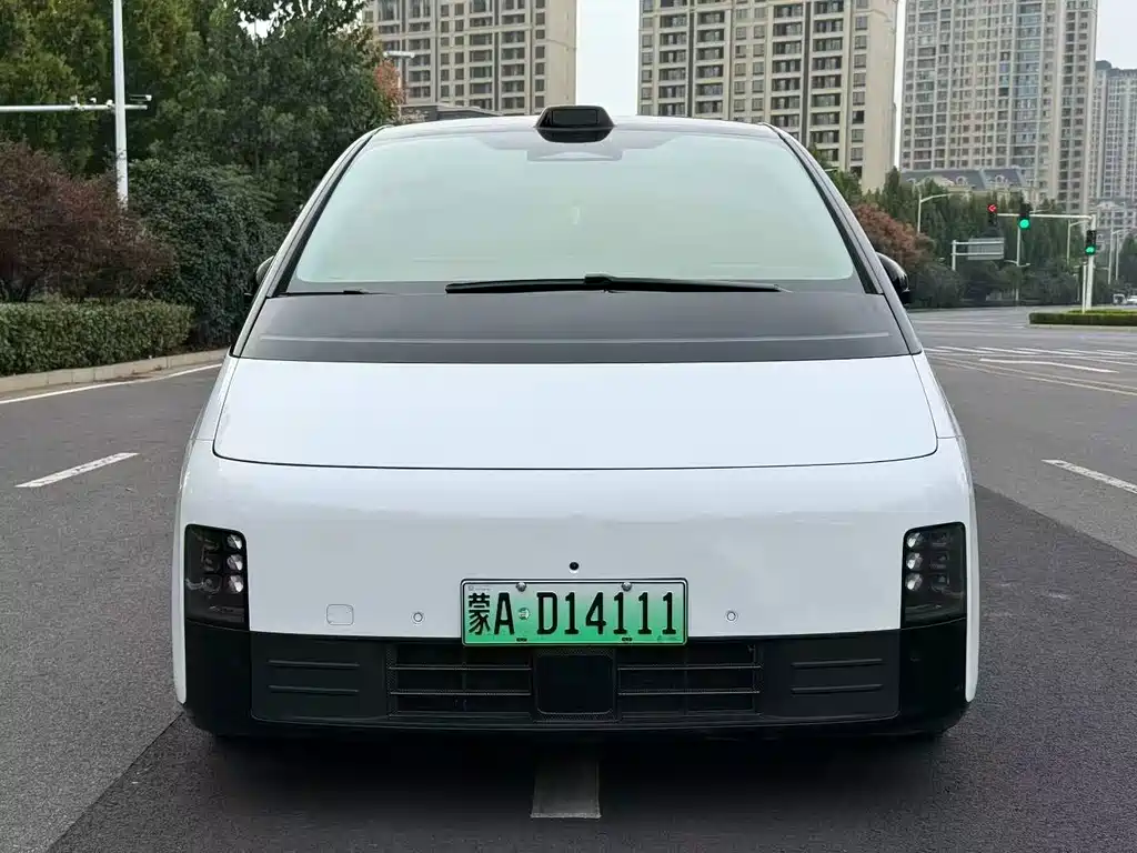 Li Auto MEGA 2024 Ultra