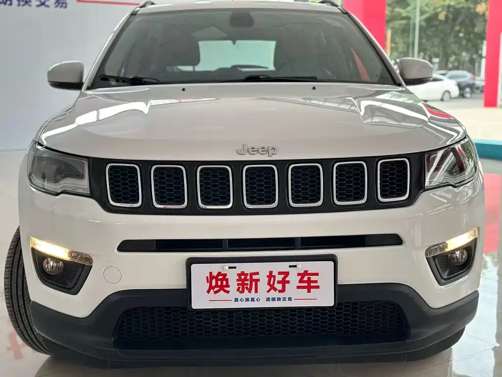 Jeep Compass — миниатюра 3