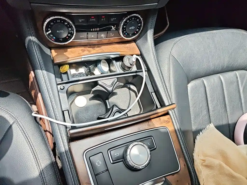 Mercedes-Benz CLS 2012 CLS 300 CGI
