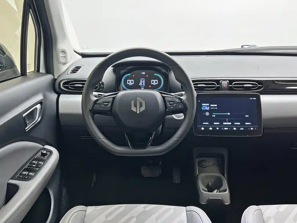 Leapmotor Leapmotor T03 — миниатюра 18