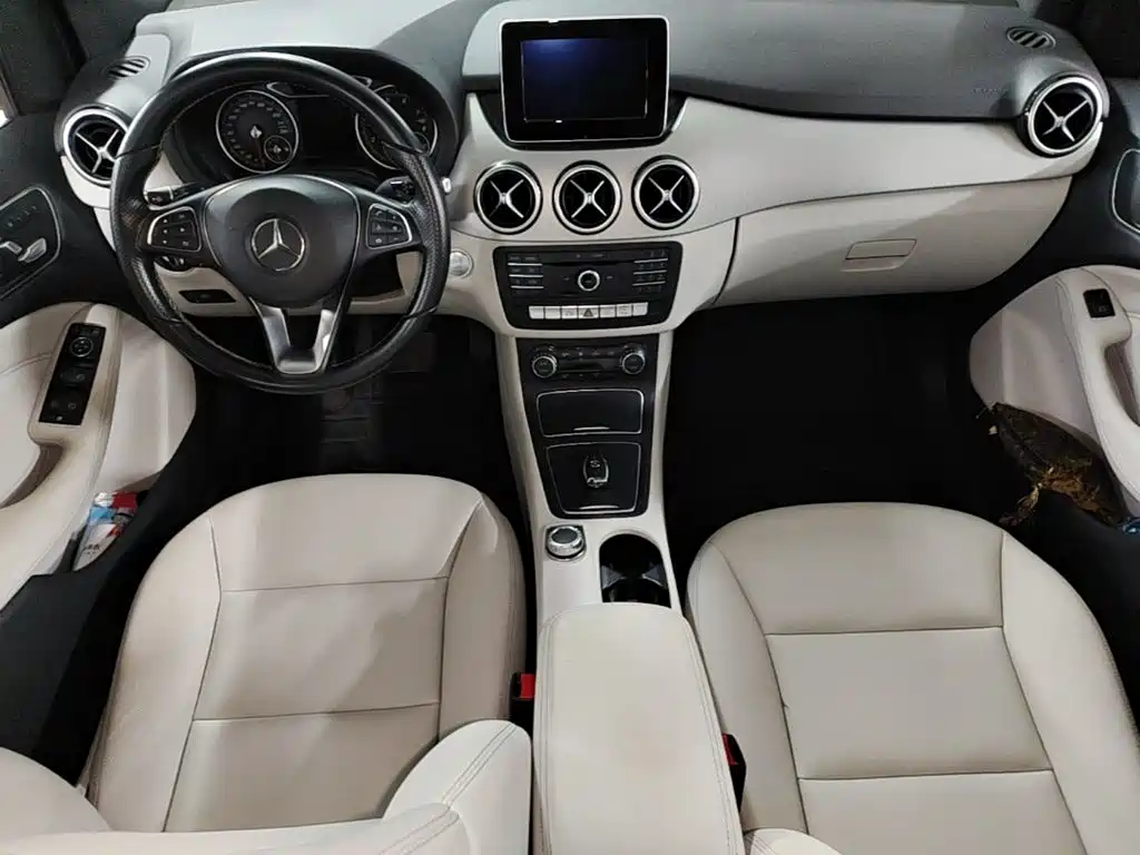 Mercedes-Benz B-Class — миниатюра 14