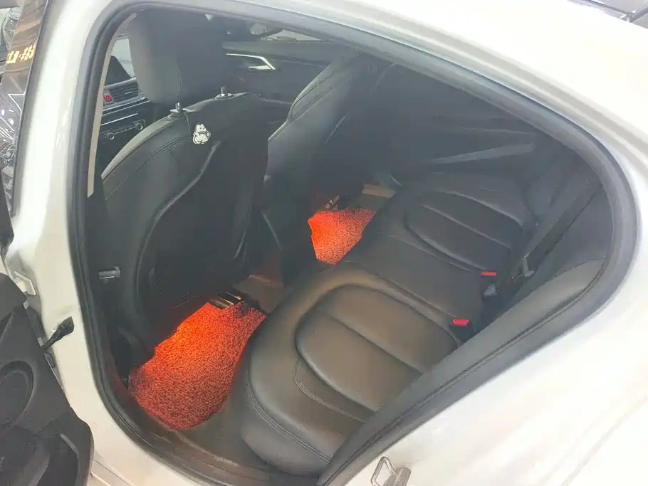 BMW 1 Series — миниатюра 11