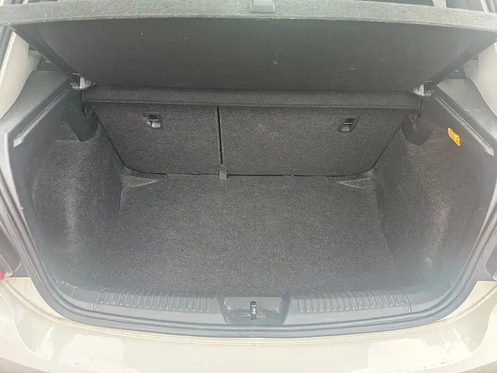 Volkswagen Polo — миниатюра 13