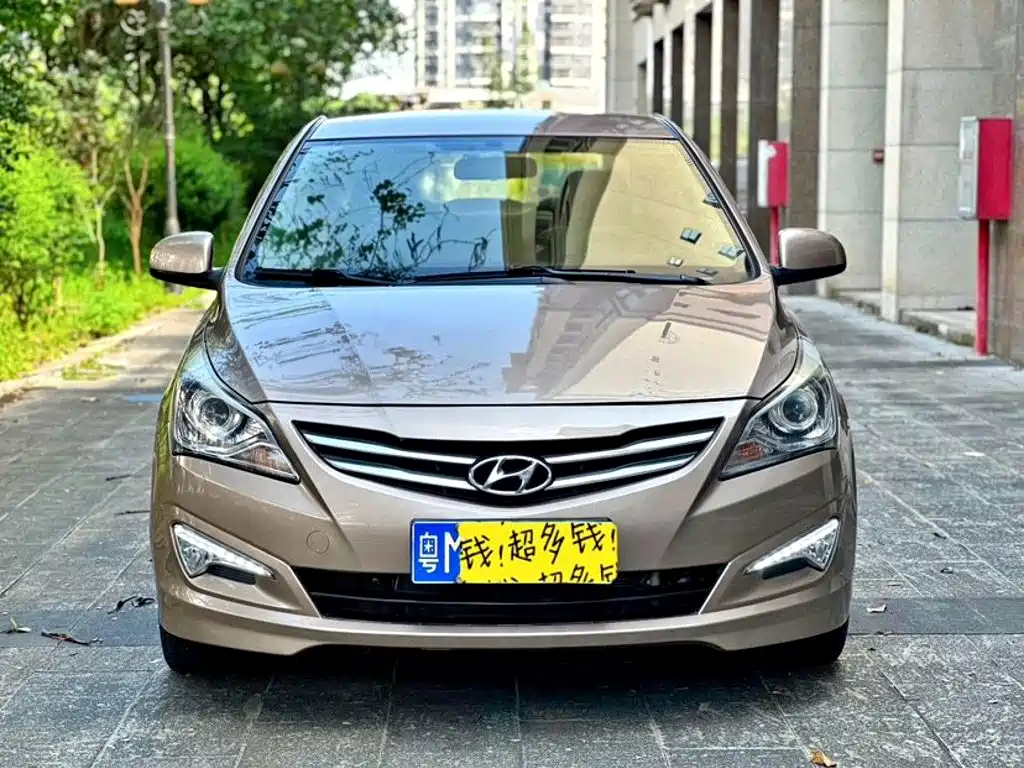 Hyundai Verna — миниатюра 2