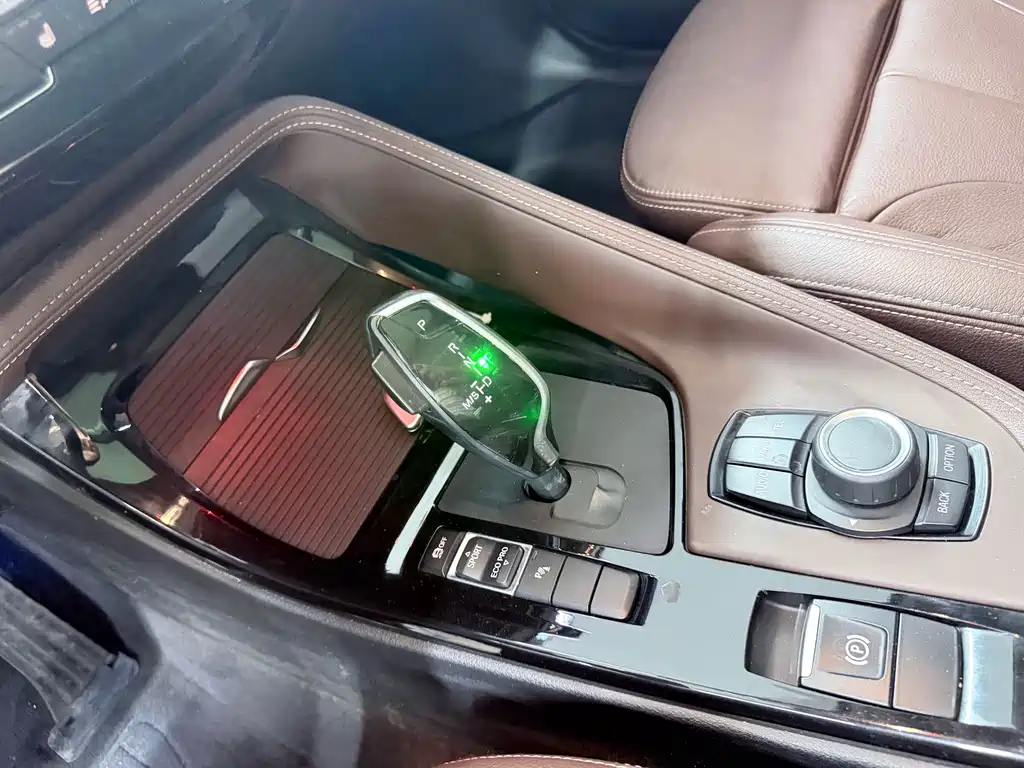 BMW X1 — миниатюра 15
