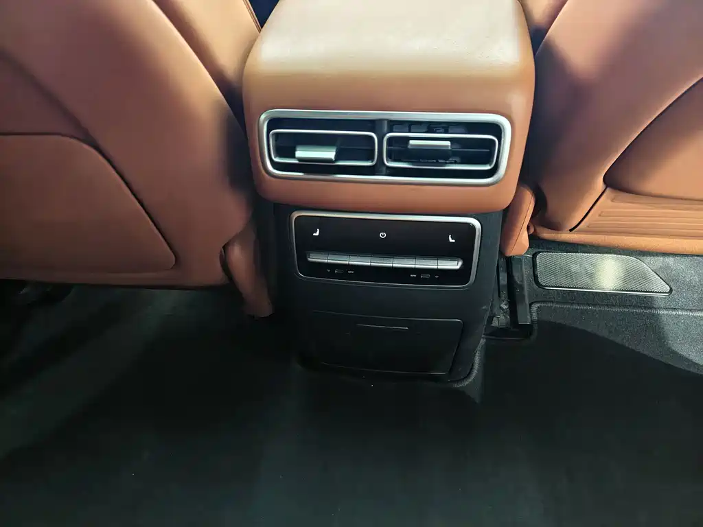 Li Auto Li L7 — миниатюра 7