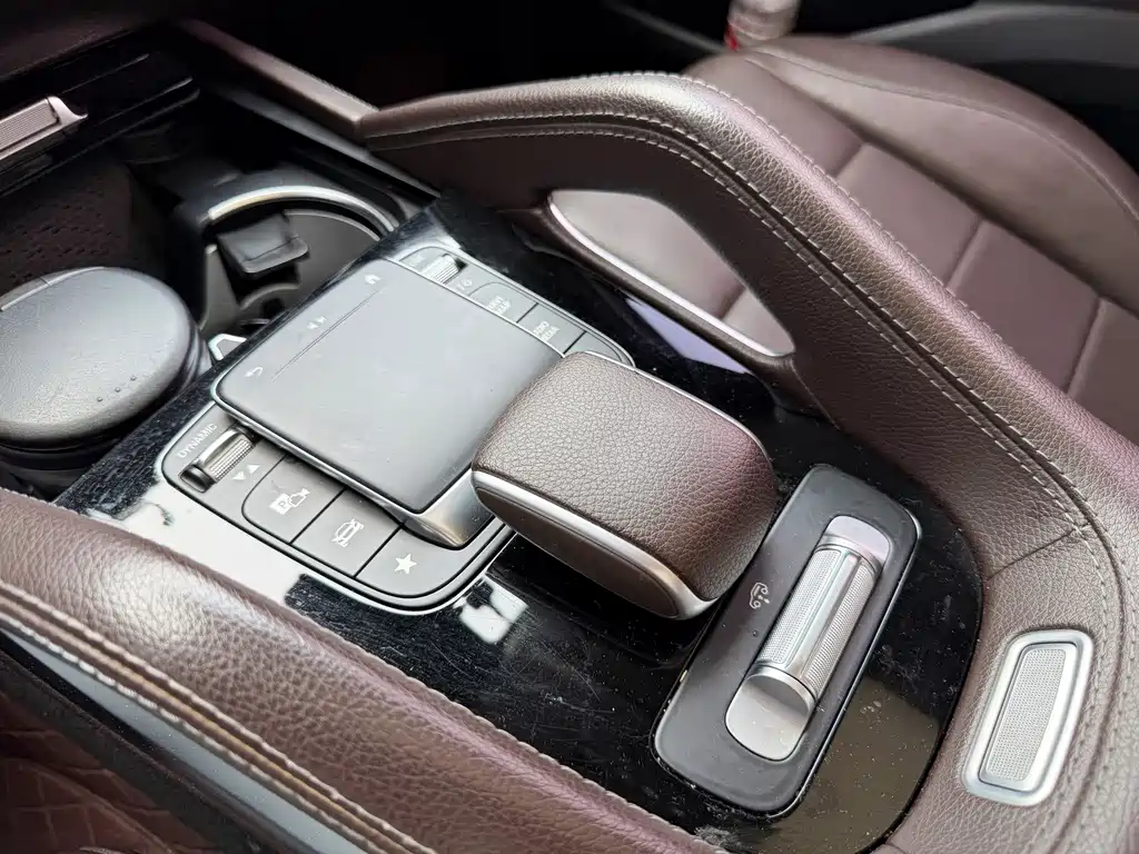 Mercedes-Benz GLS — миниатюра 20