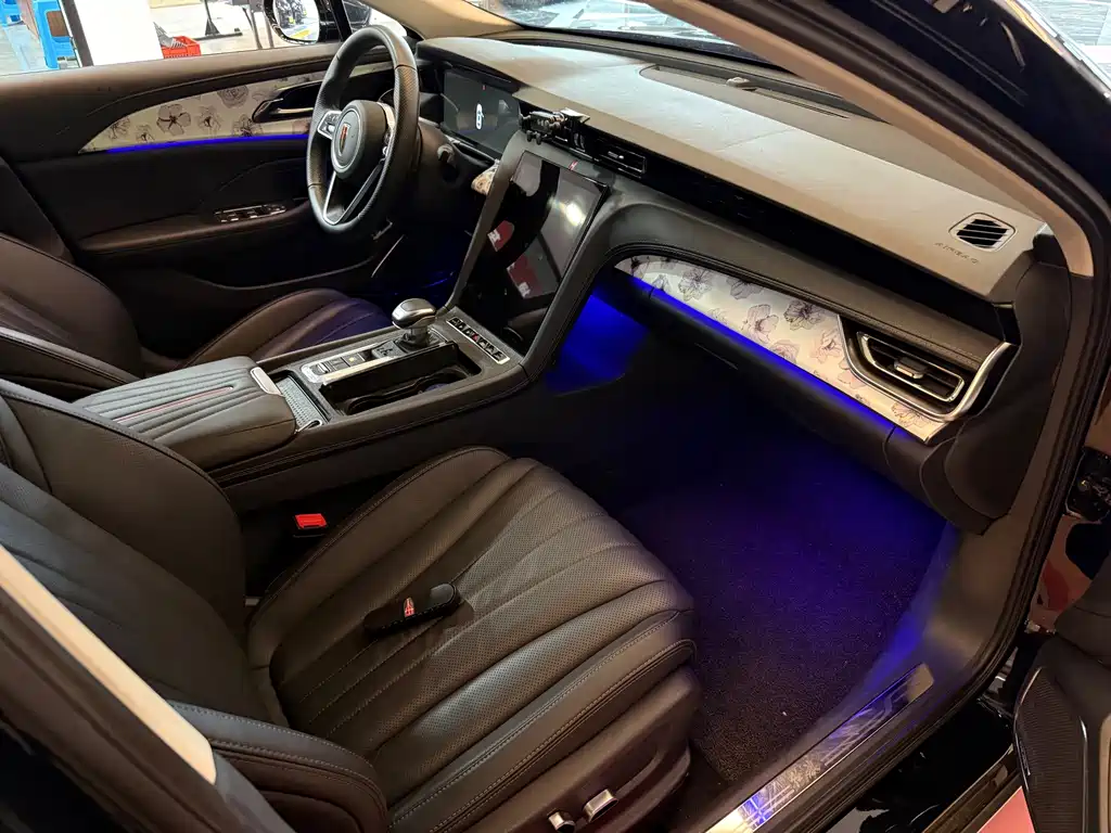 Hongqi Hongqi H5 — миниатюра 12