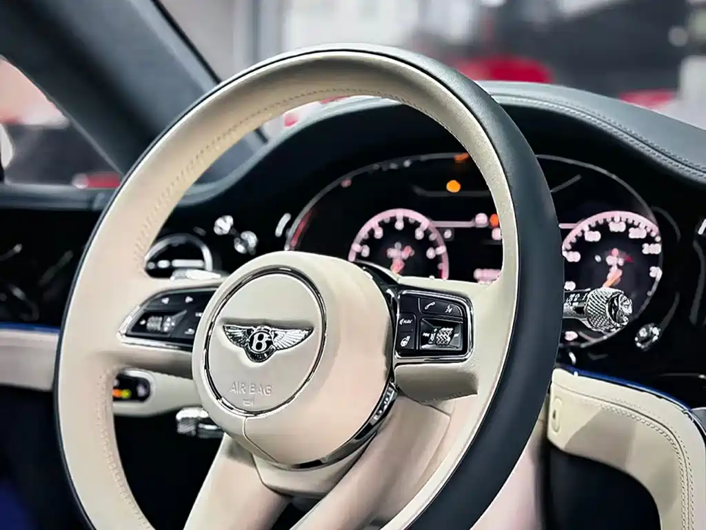 Bentley Continental — миниатюра 4