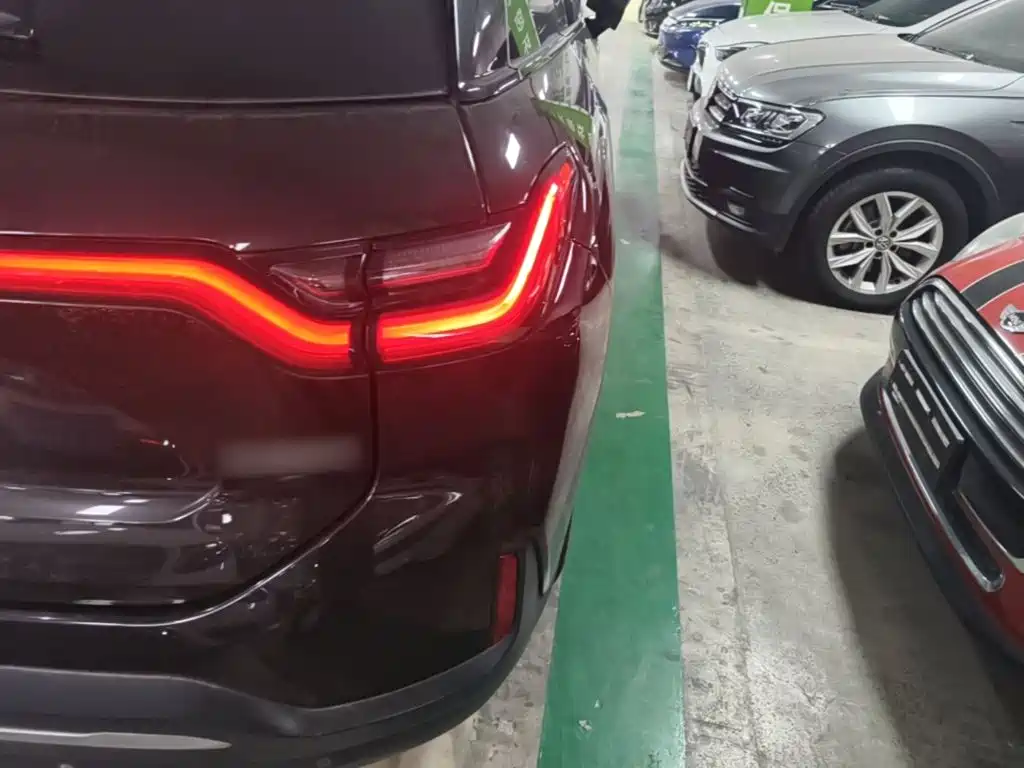 NIO ES6 — миниатюра 8