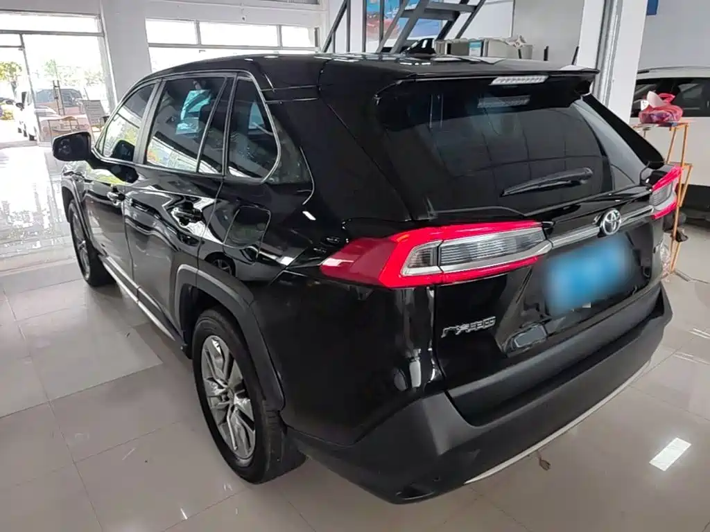 Toyota Wildlander — миниатюра 5