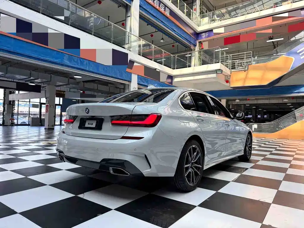 BMW 3 Series — миниатюра 20