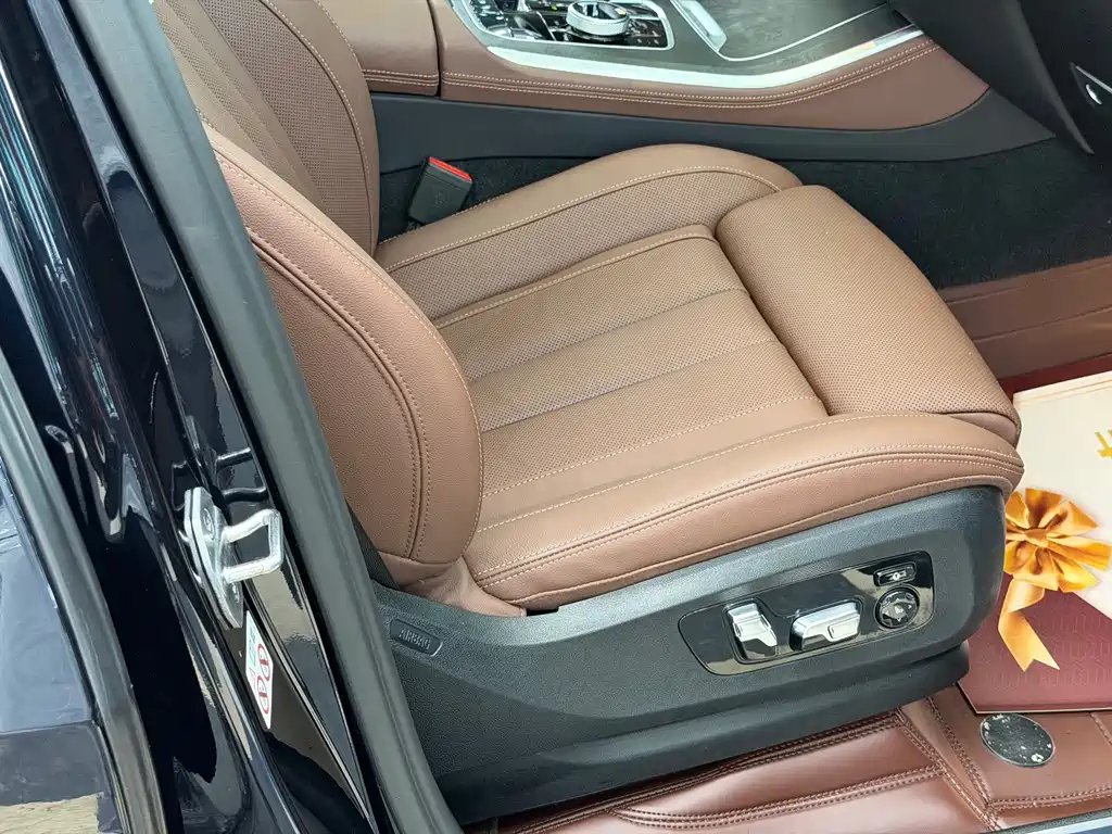 BMW X5 (Import) — миниатюра 8